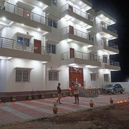הוילה גאיה Sri Ram Janki House מראה חיצוני תמונה